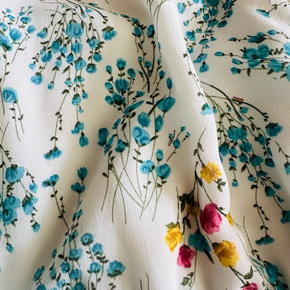 Skies Are Blue Floral Midi Dress - White and Blue - Picture 4 of 5